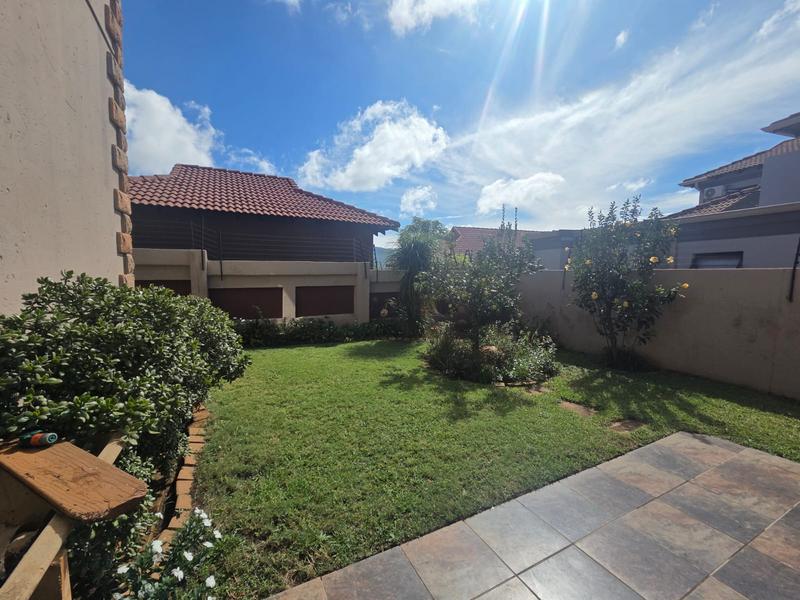 5 Bedroom Property for Sale in Birdwood Estate North West